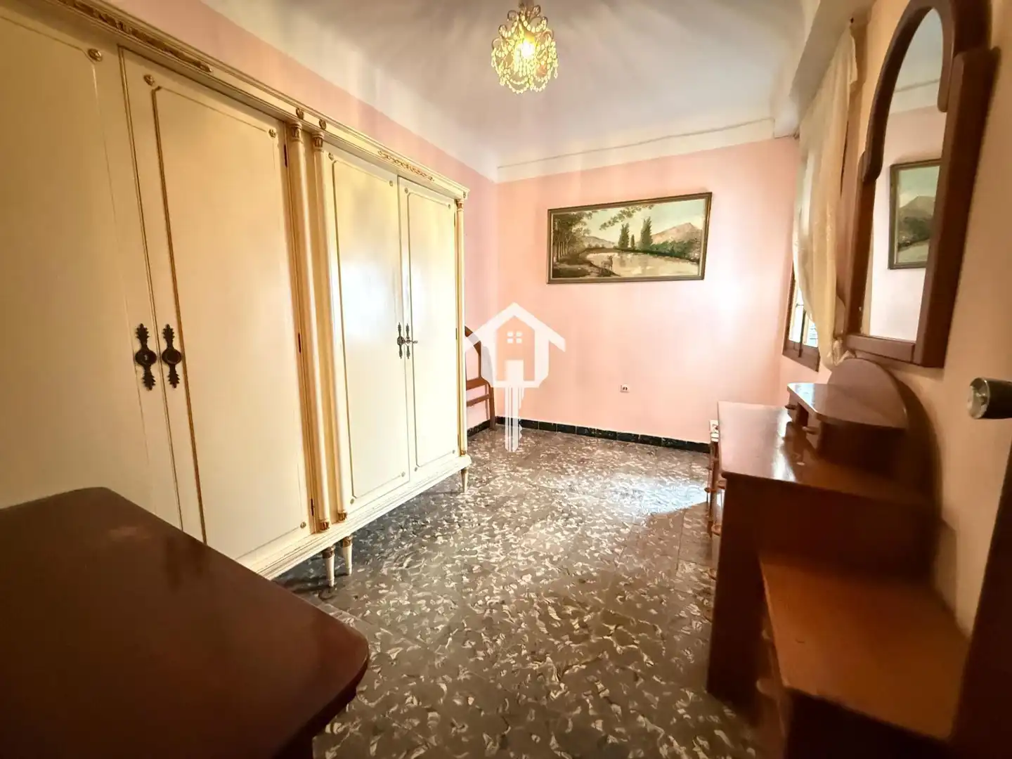 Apartamento en venta en Calle MAESTRO ALONSO, Altozano - Conde Lumiares