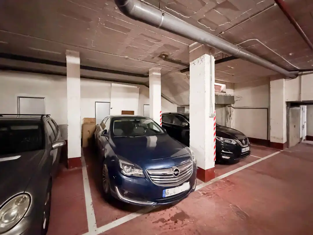 Parking de Piso en venta en Santa Cruz de Bezana con Calefacción, Terraza y Trastero