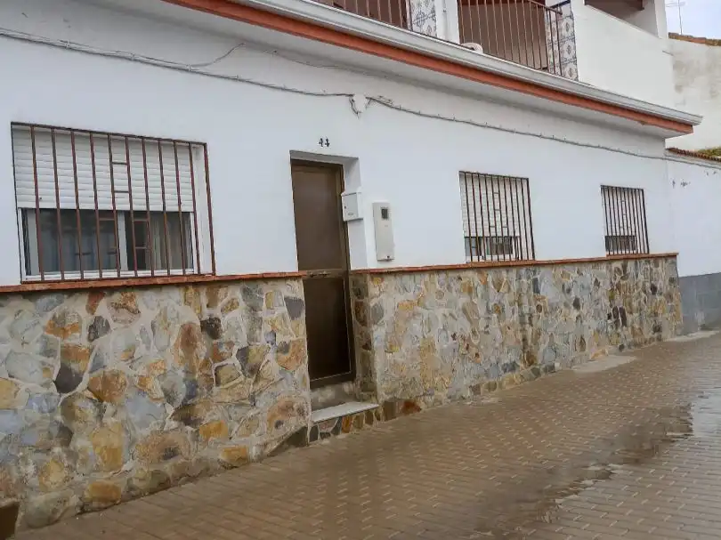 Casa in vendita a Medio grande 44