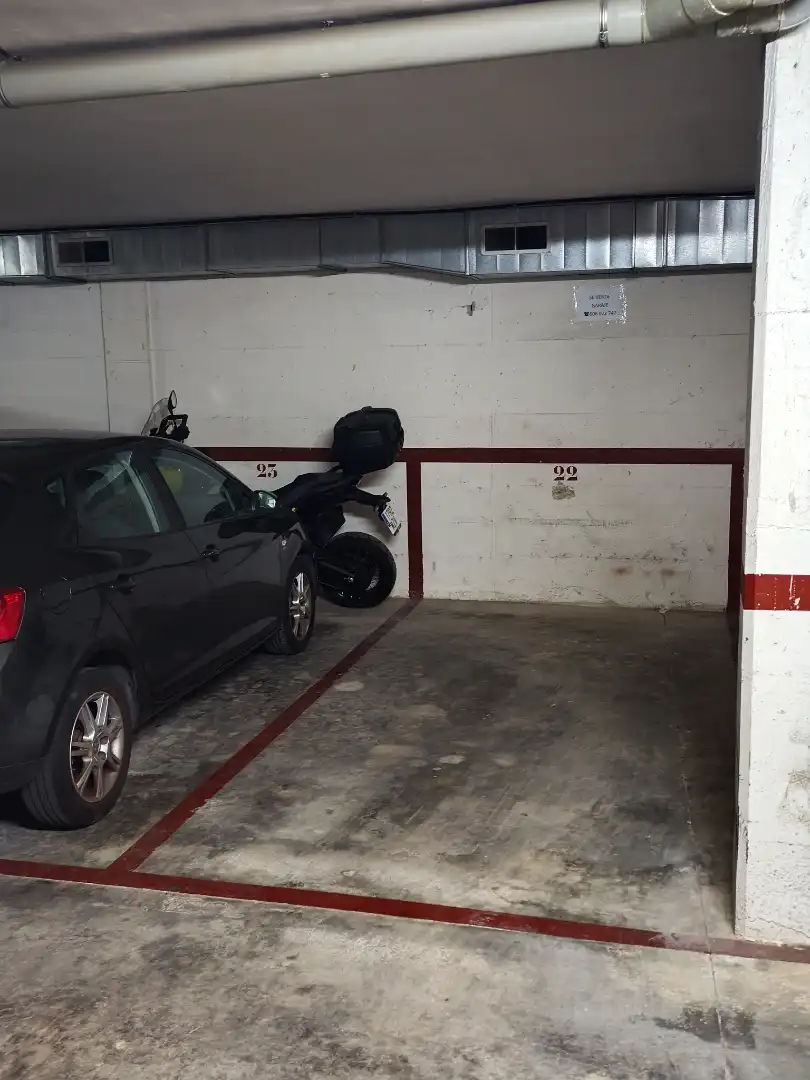 Parkplatz von Garage zum Verkauf in Cunit