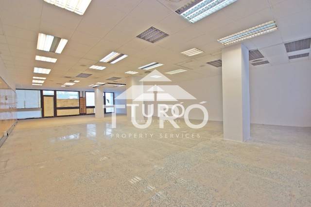 Local comercial en Alquiler en DE VALÈNCIA, 15 en Molins de Rei