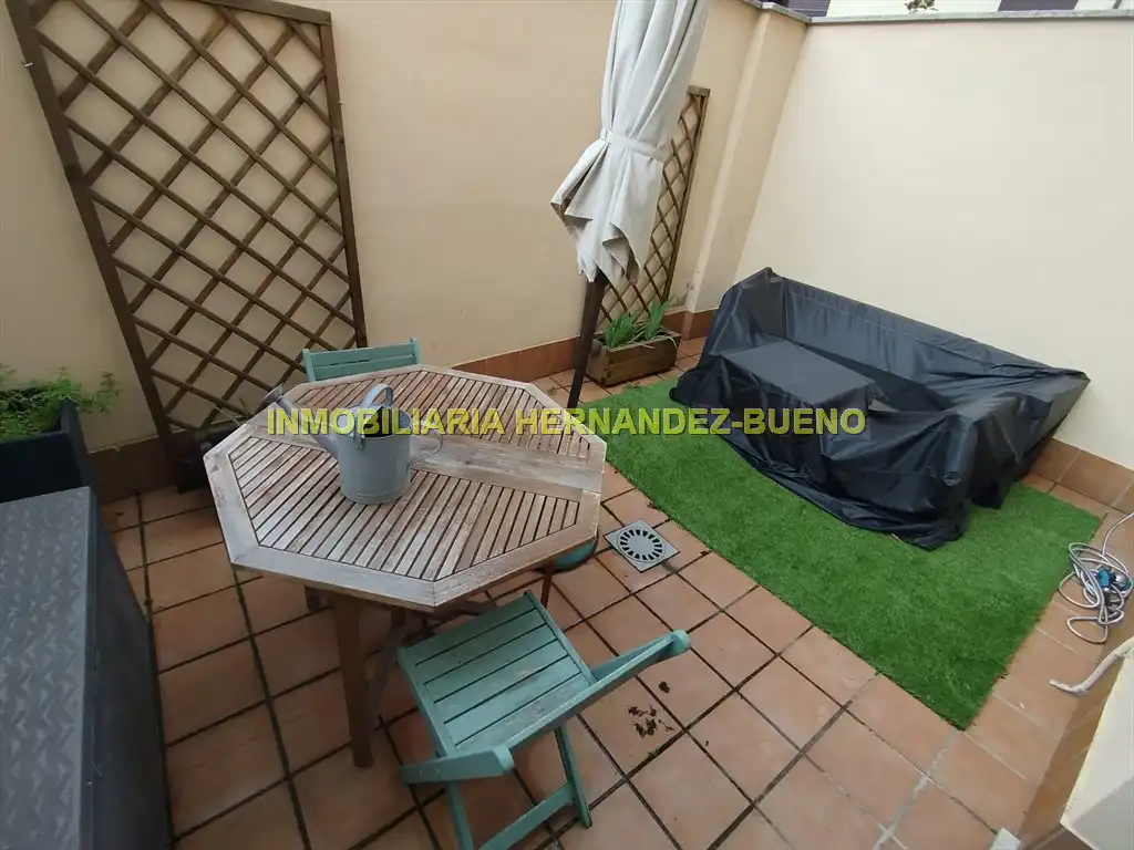 Terrace of Study for rent in Salamanca  with Air Conditioner, Heating and Furnished