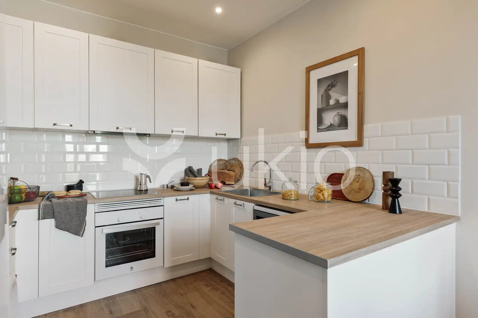 Cocina de Apartamento de alquiler en Barcelona con Aire acondicionado, Calefacción y Amueblado