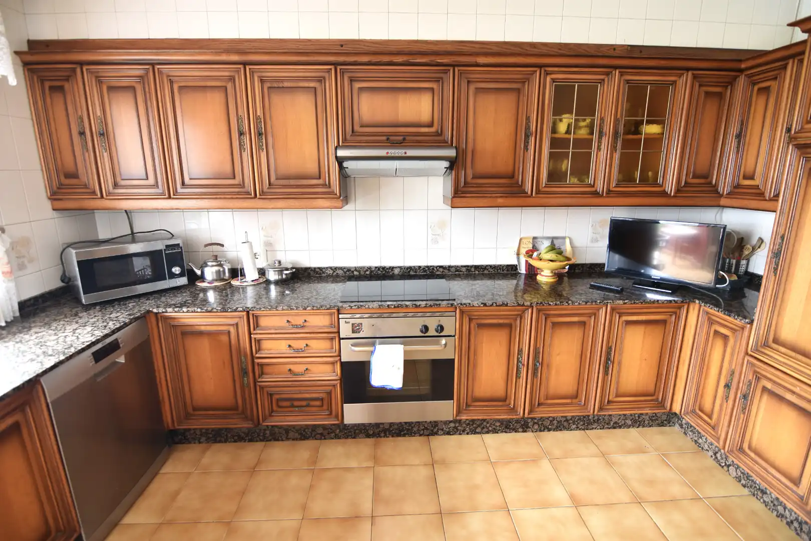 Cocina de Casa o chalet en venta en Oleiros con Calefacción, Jardín privado y Parquet