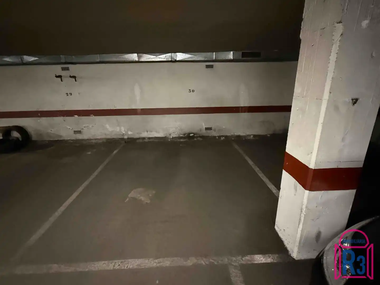 Aparcament de Apartament de lloguer en San Andrés del Rabanedo amb Calefacció i Moblat