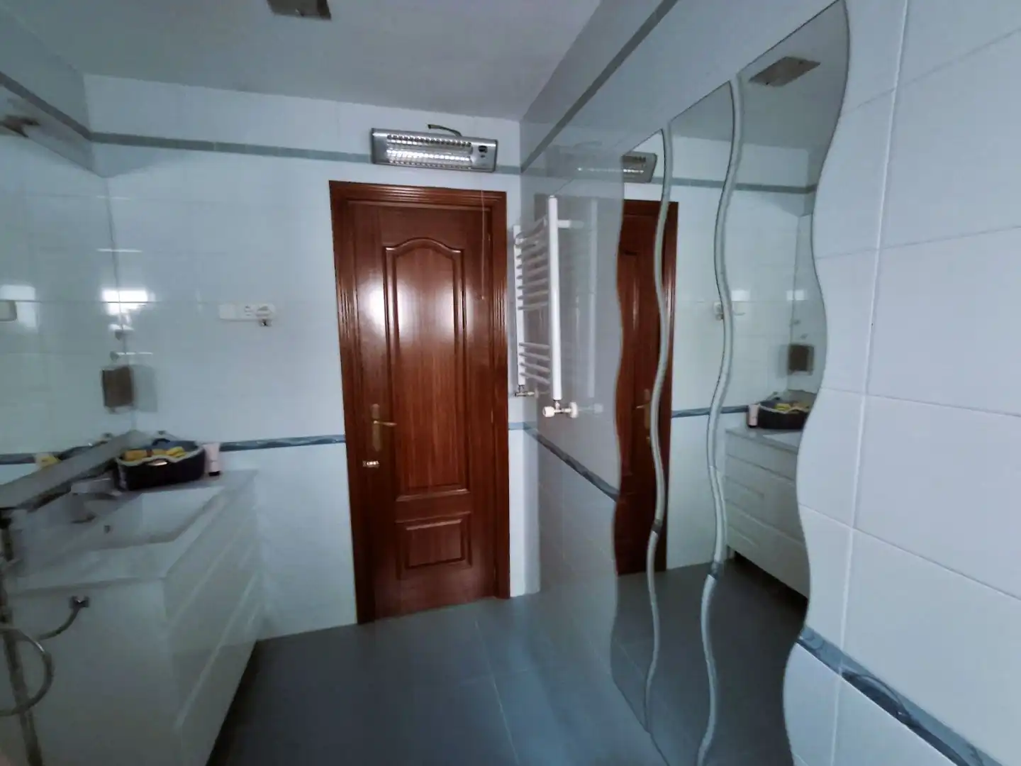 Baño de Piso en venta en  Madrid Capital con Aire acondicionado
