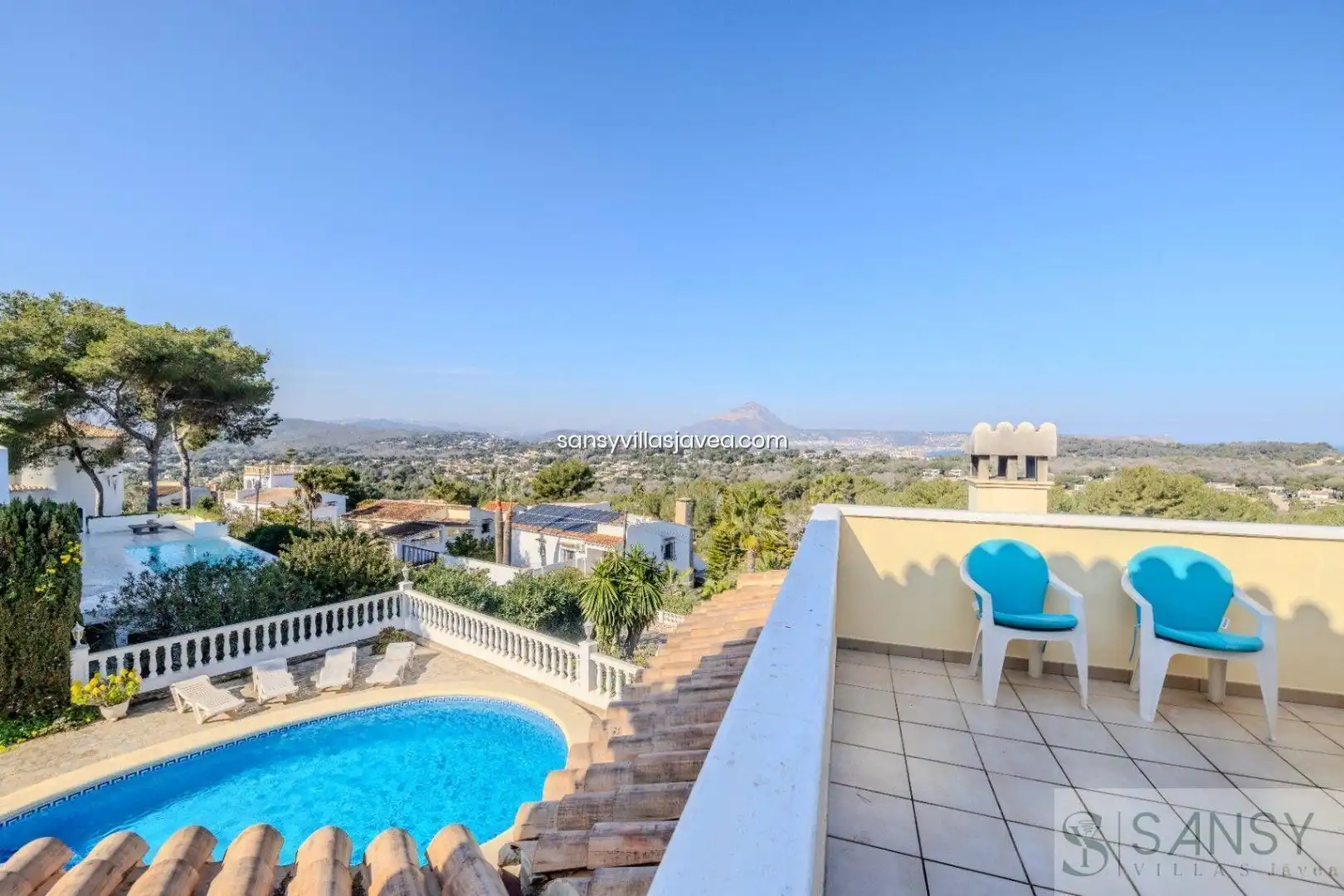 Swimming pool of Houses for sale in Jávea / Xàbia  with Air Conditioner and Storage room