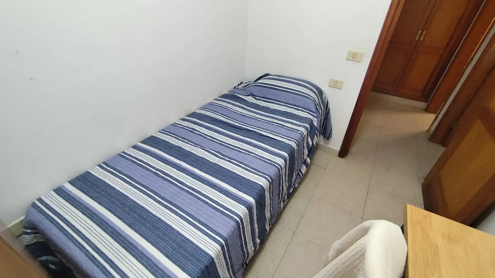 Dormitori de Pis de lloguer en San Cristóbal de la Laguna amb Moblat, Forn i Rentadora