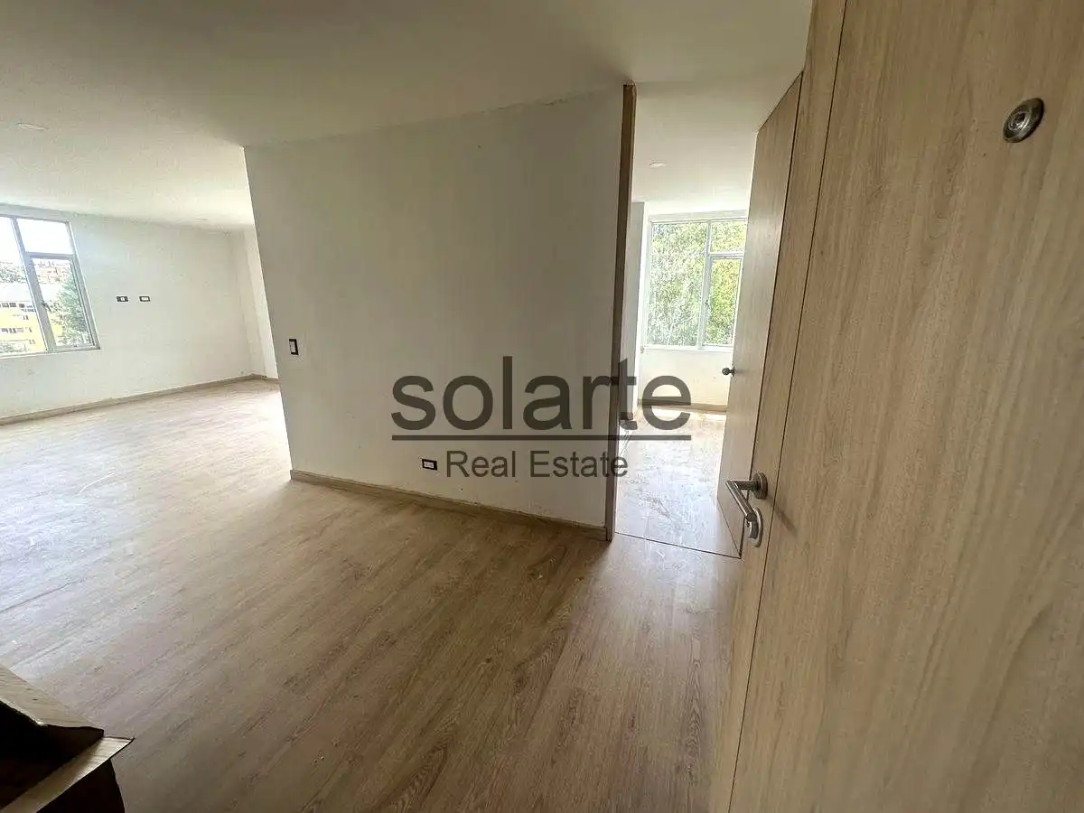 Piso en venta en De Xile, La Maternitat i Sant Ramon