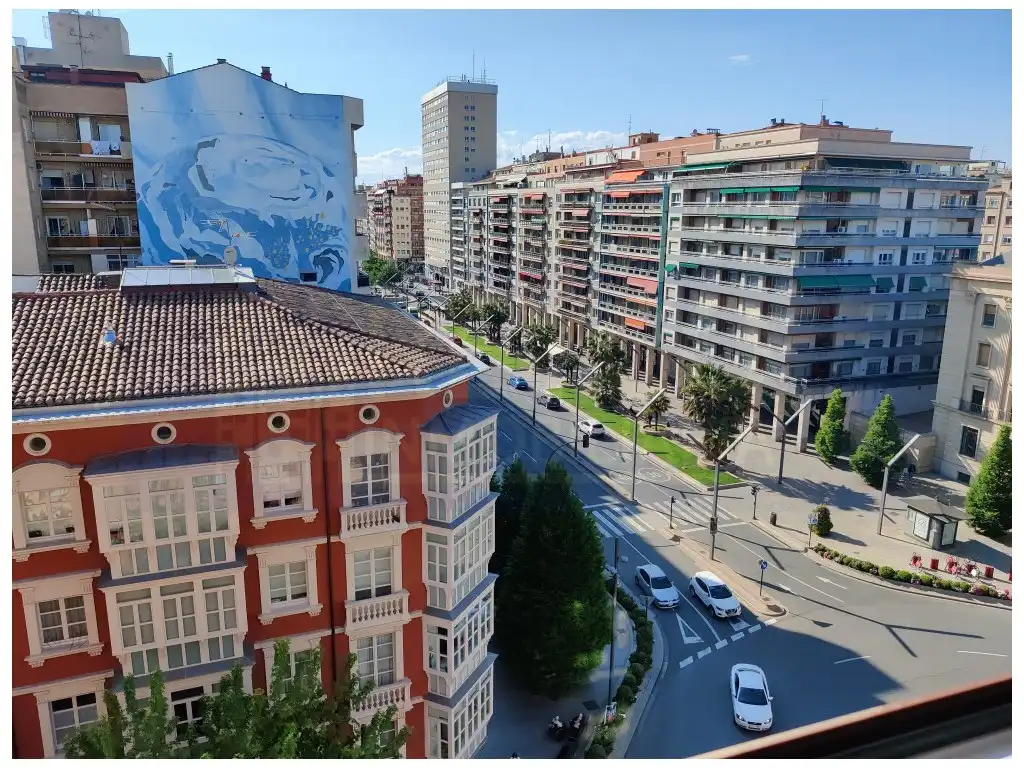 Pis amb terrassa en venda a Centro, imagen 3