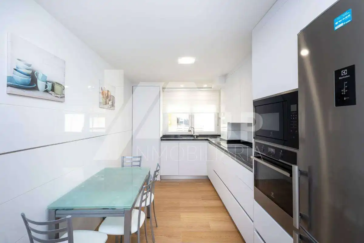 Wohnung zur Miete in Granada, Granada