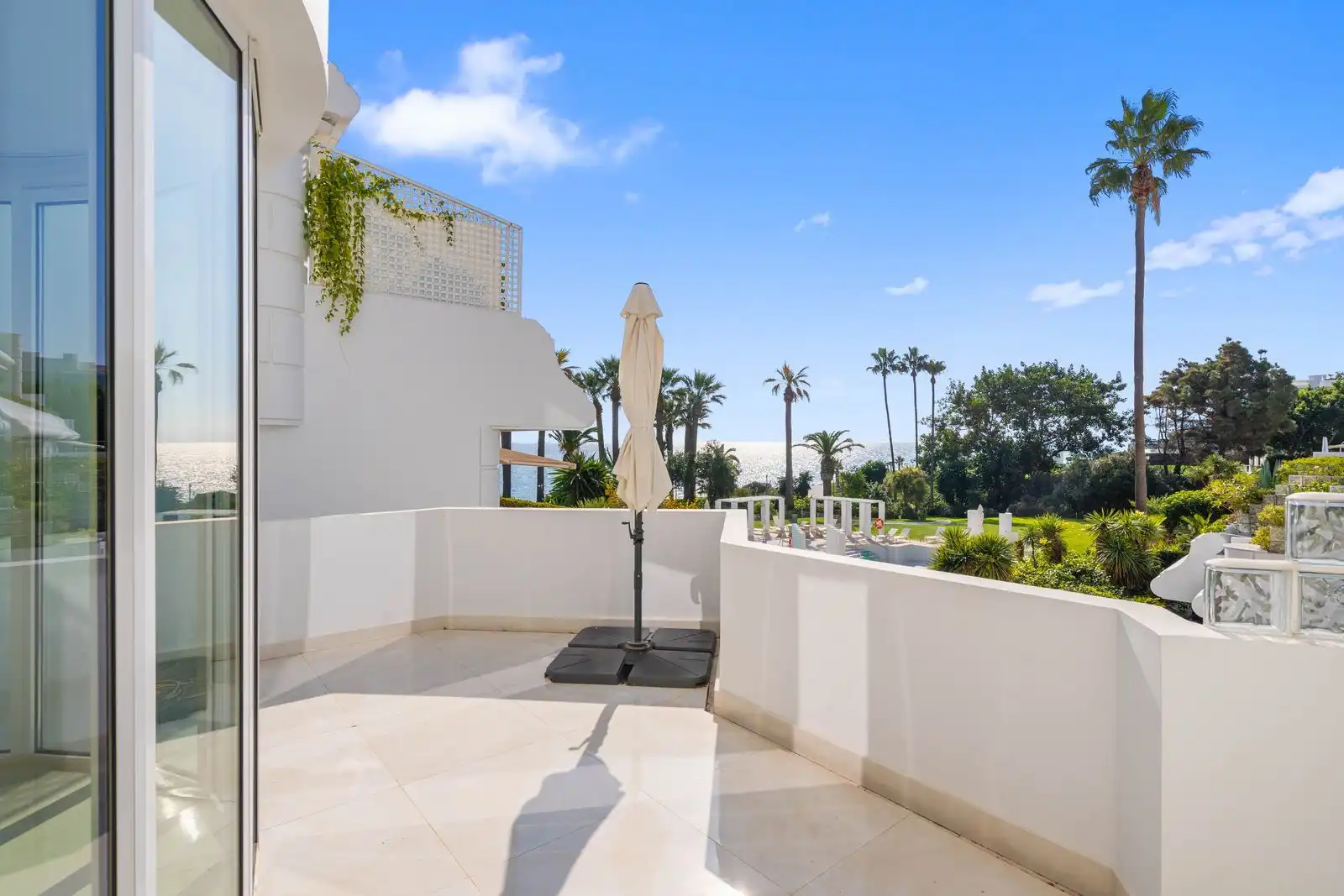 Apartament amb piscina en venda a Urbanización Andalucía Beach 168, imagen 10