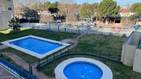 Foto 4 de Apartament en venda a Casuarina, Parque Alcosa, Sevilla Capital