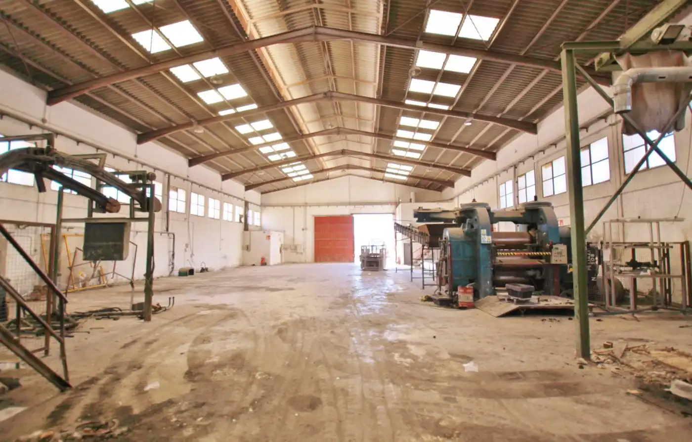 Fabrik Grundstücke zum Verkauf in Alicante / Alacant