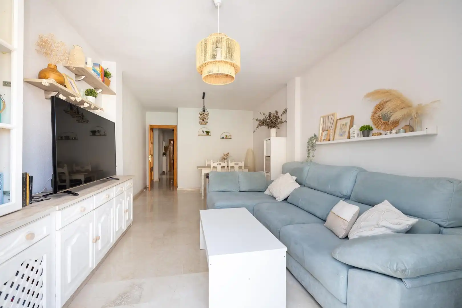 Sala de estar de Piso en venta en Churriana de la Vega con Aire acondicionado, Calefacción y Balcón
