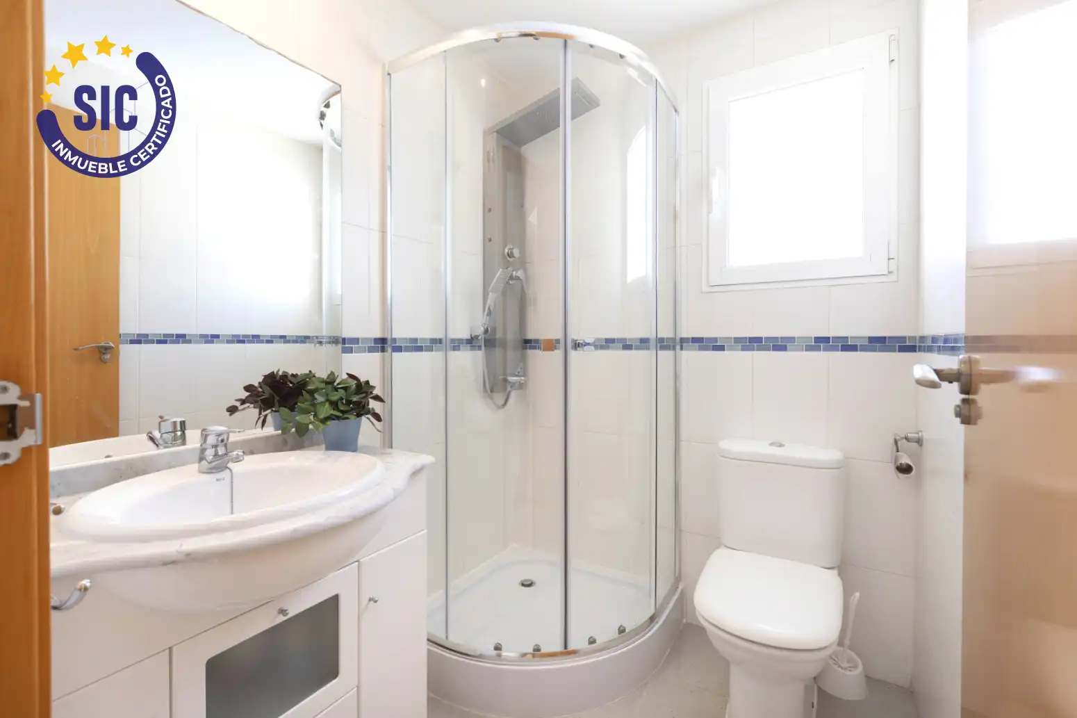 Badezimmer von Wohnung zum Verkauf in Piles mit Klimaanlage, Terrasse und Schwimmbad