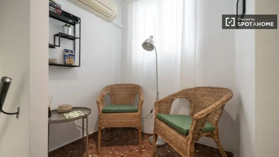 Habitació a Burjassot, Valencia