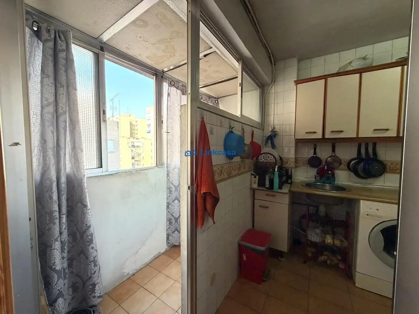 Kitchen of Flat for sale in Leganés  with Air Conditioner, Heating and Storage room
