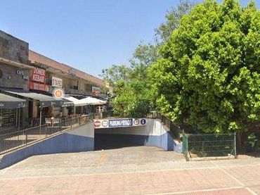 Parking to rent in Del Jardinillo