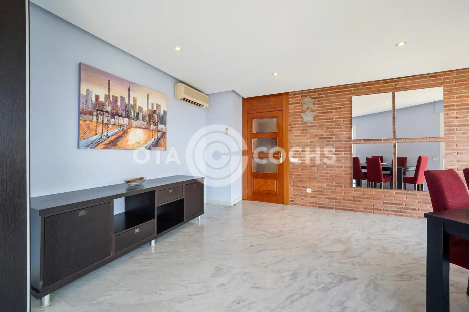 Wohnzimmer von Dachboden zum Verkauf in Cambrils mit Klimaanlage, Heizung und Terrasse
