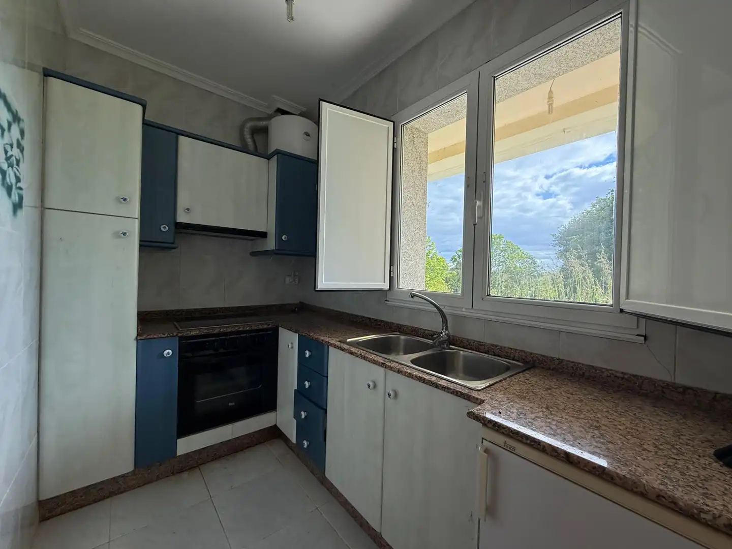 Cocina de Casa o chalet en venta en Lugo con Jardín privado y Terraza