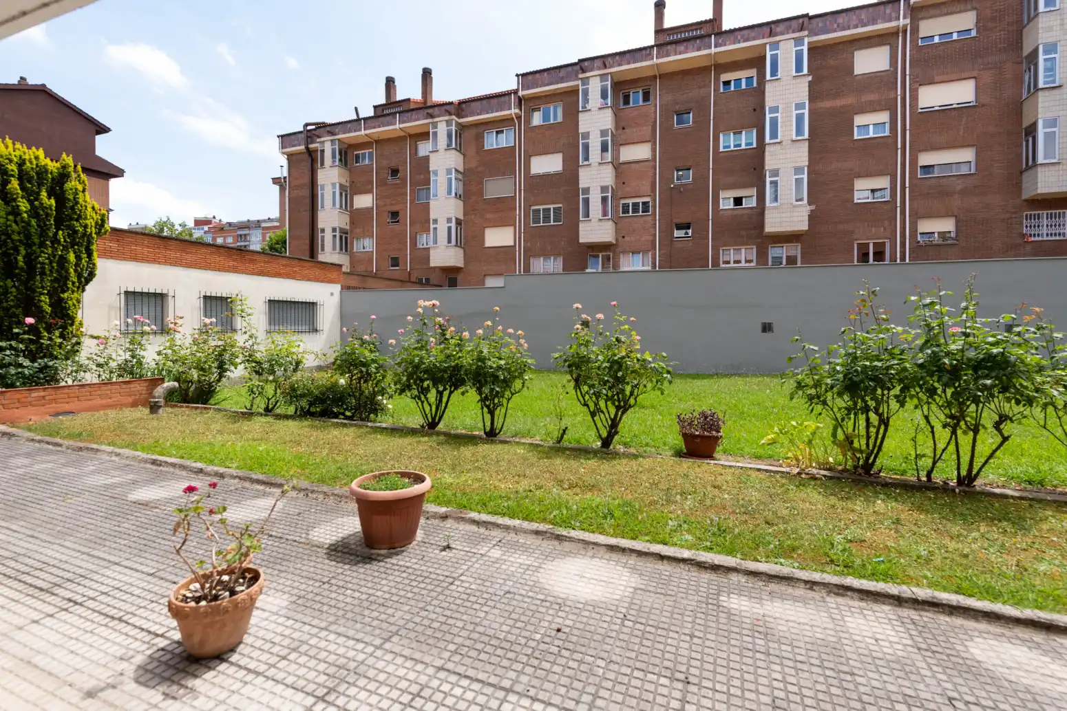Exterior view of Flat for rent in Oviedo   with Heating, Parquet flooring and Terrace