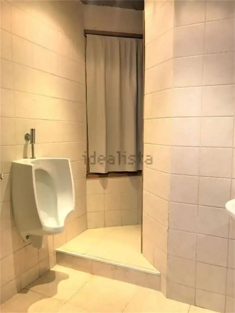 Badezimmer von Geschaftsraum zum Verkauf in Vielha e Mijaran