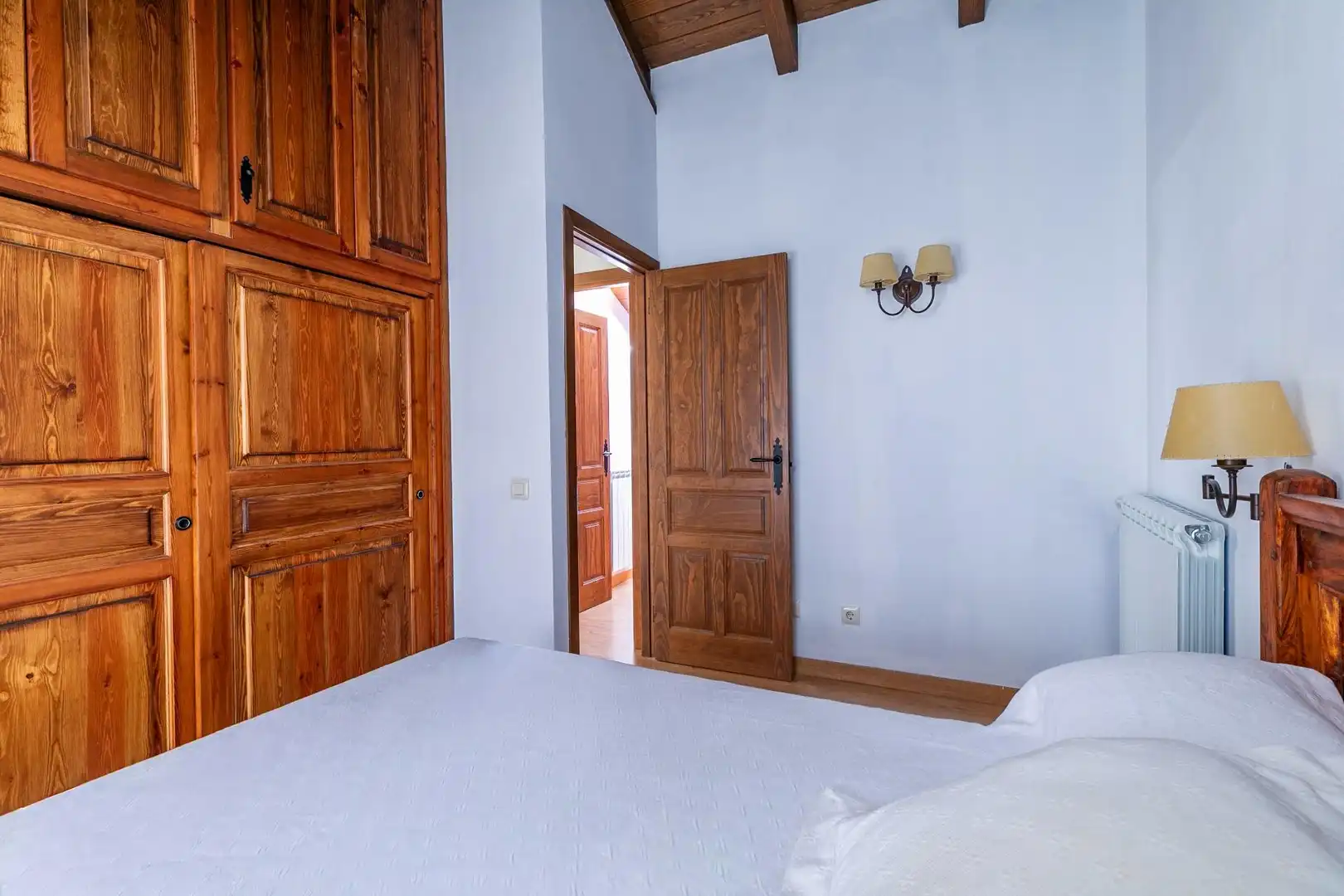 Country homes for sale in Sahún