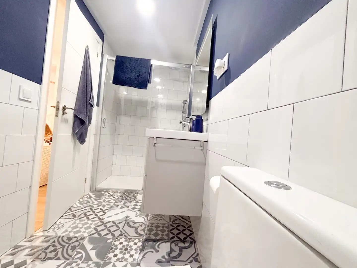 Badezimmer von Wohnung zum Verkauf in Torrevieja mit Klimaanlage, Möbliert und Balkon