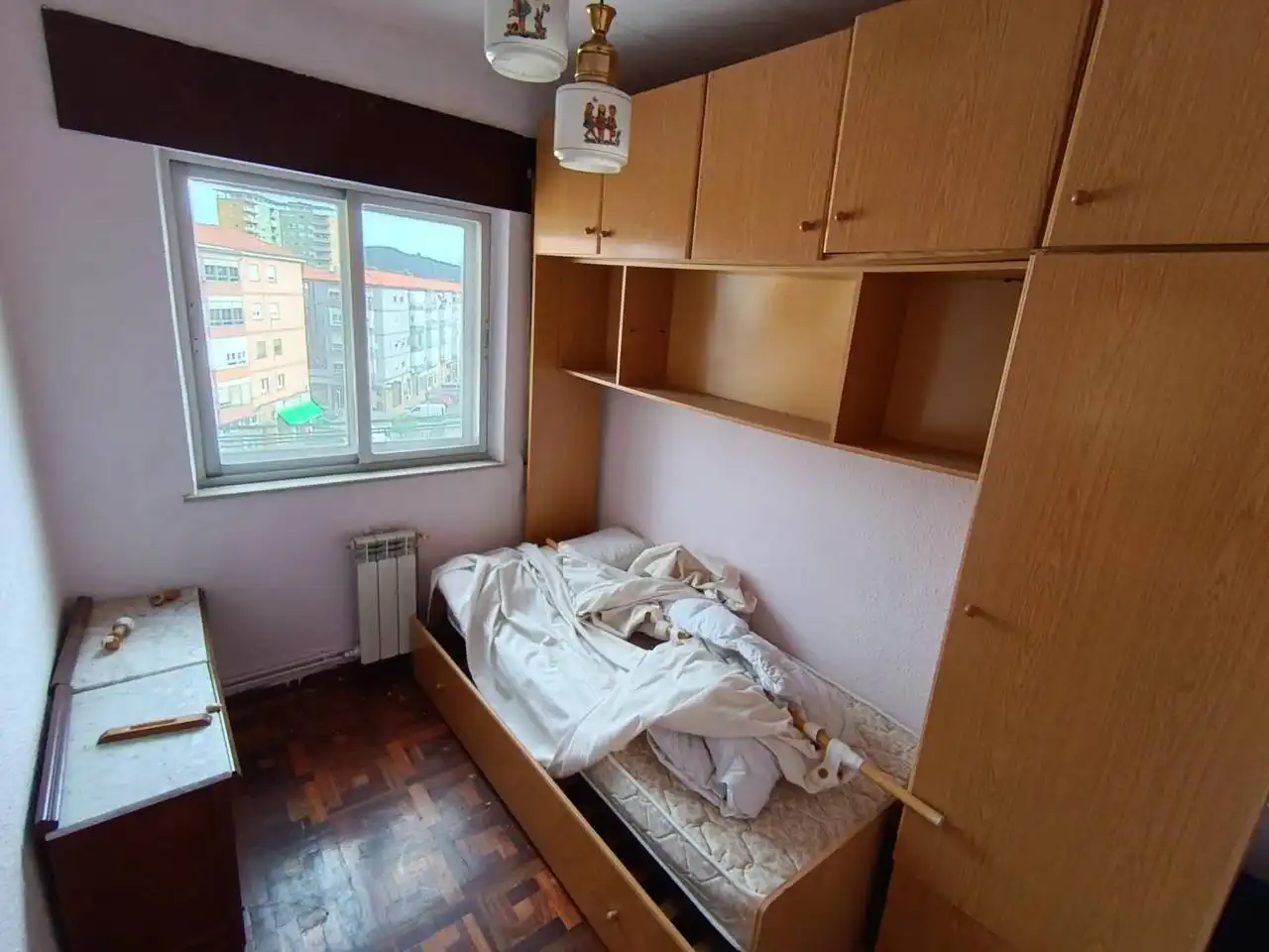 Bedroom of Flat for sale in Torrelavega   with Heating and Parquet flooring