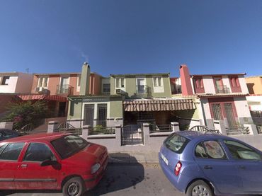 Casa a schiera con balcone in vendita a Calle la Pradera 16