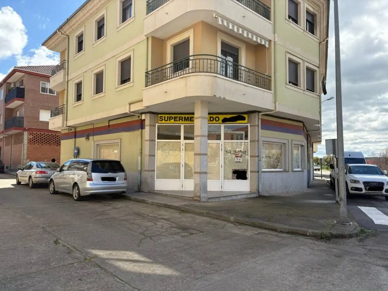 Local commercial à louer à Calle Ciudad de Guarda, imagen 2