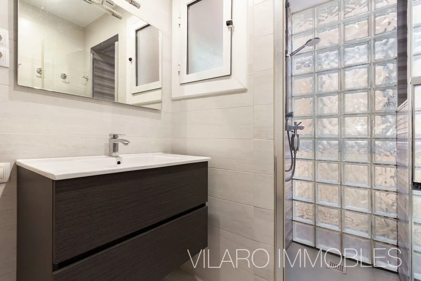 Baño de Piso en venta en Terrassa con Aire acondicionado, Calefacción y Parquet