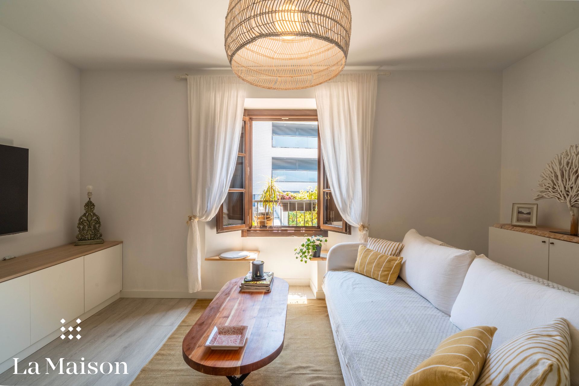 Living room of Duplex for sale in Sant Andreu de Llavaneres  with Heating, Parquet flooring and Storage room