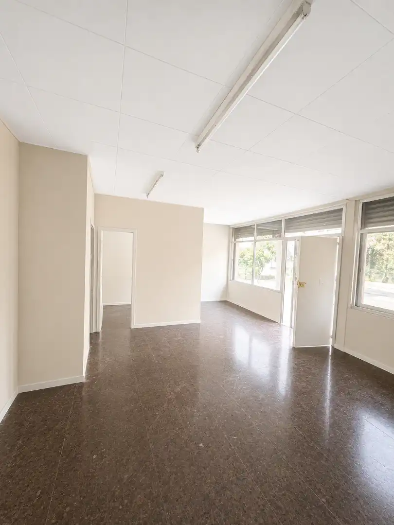 Local comercial en venda a Carrer d'Almeria, imagen 2