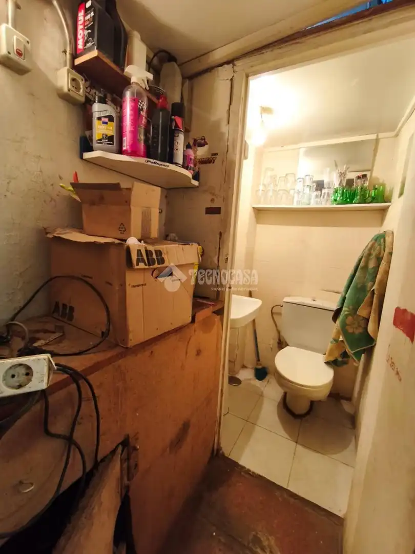 Business premises to rent in San Blas, imagen 2