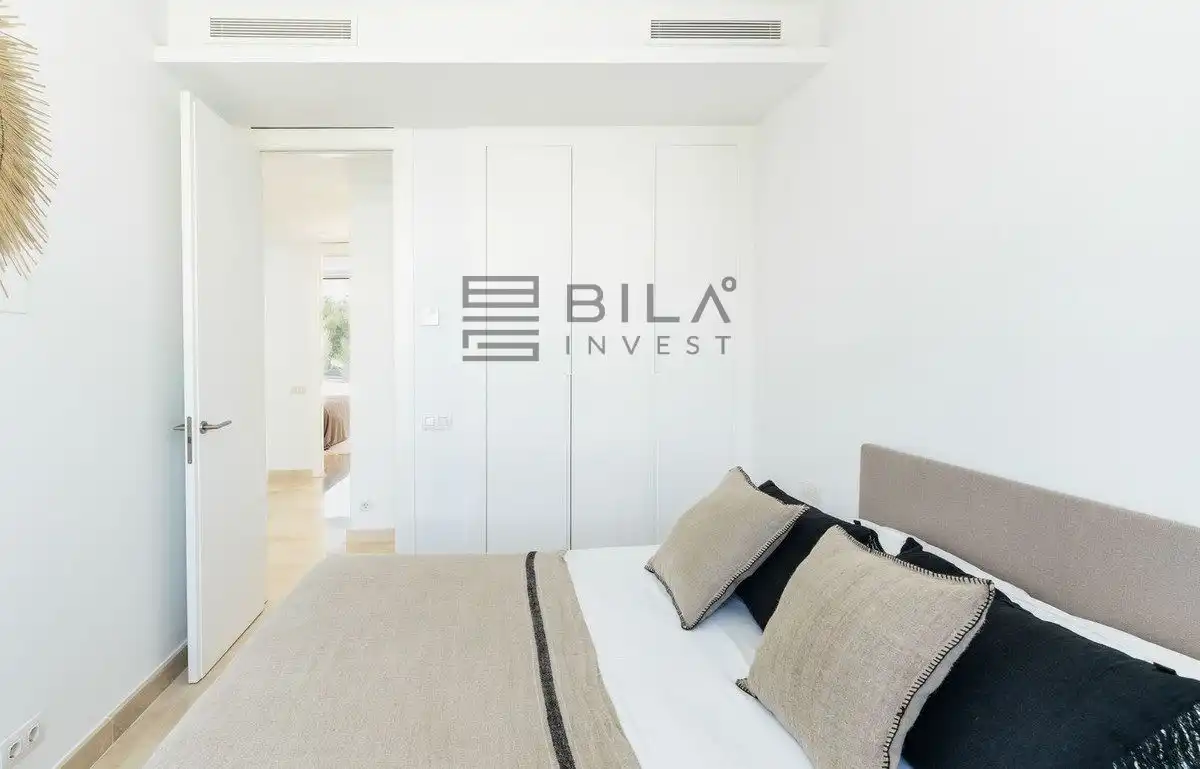 Casa adosada en venta en Las Encinas, Río Real