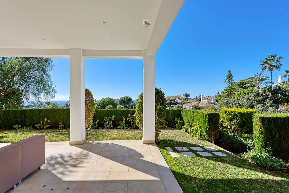 Jardí de Casa o xalet en venda en Marbella amb Aire condicionat, Calefacció i Jardí privat