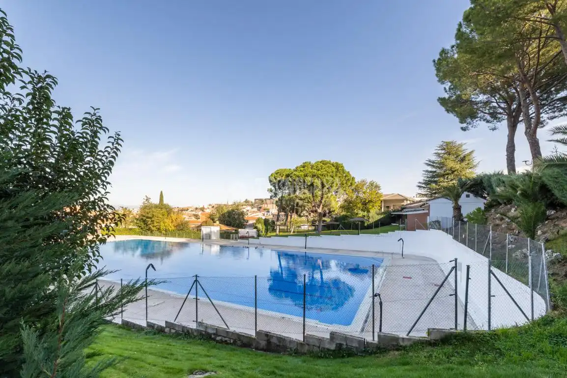 Piscina de Piso en venta en Algete con Aire acondicionado, Calefacción y Terraza