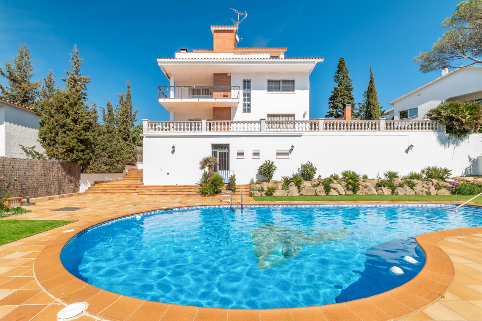 Garden of House or chalet for sale in Vallromanes  with Air Conditioner, Heating and Private garden