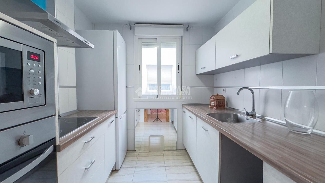 Cuina de Pis en venda en Las Gabias amb Aire condicionat, Calefacció i Terrassa