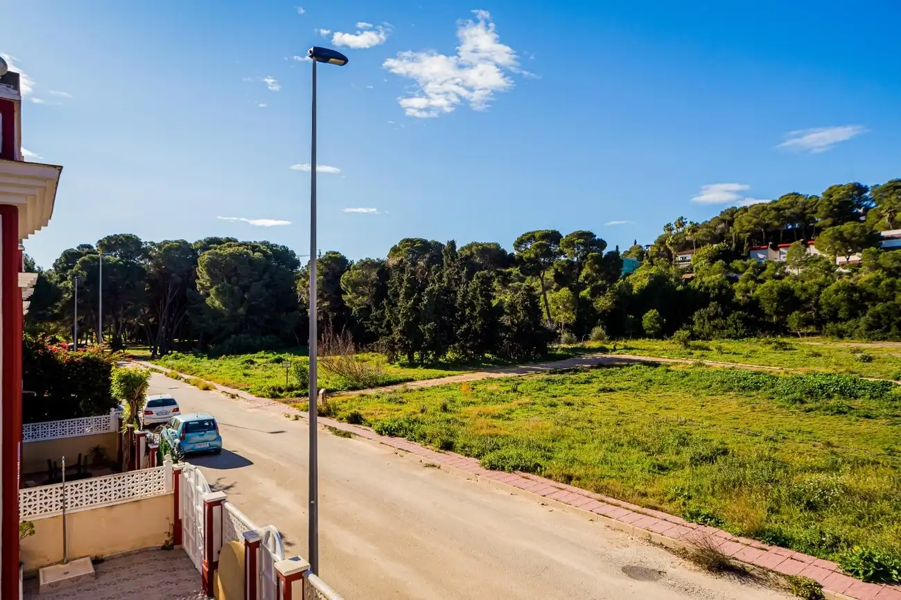 Vista exterior de Dúplex en venda en Orihuela