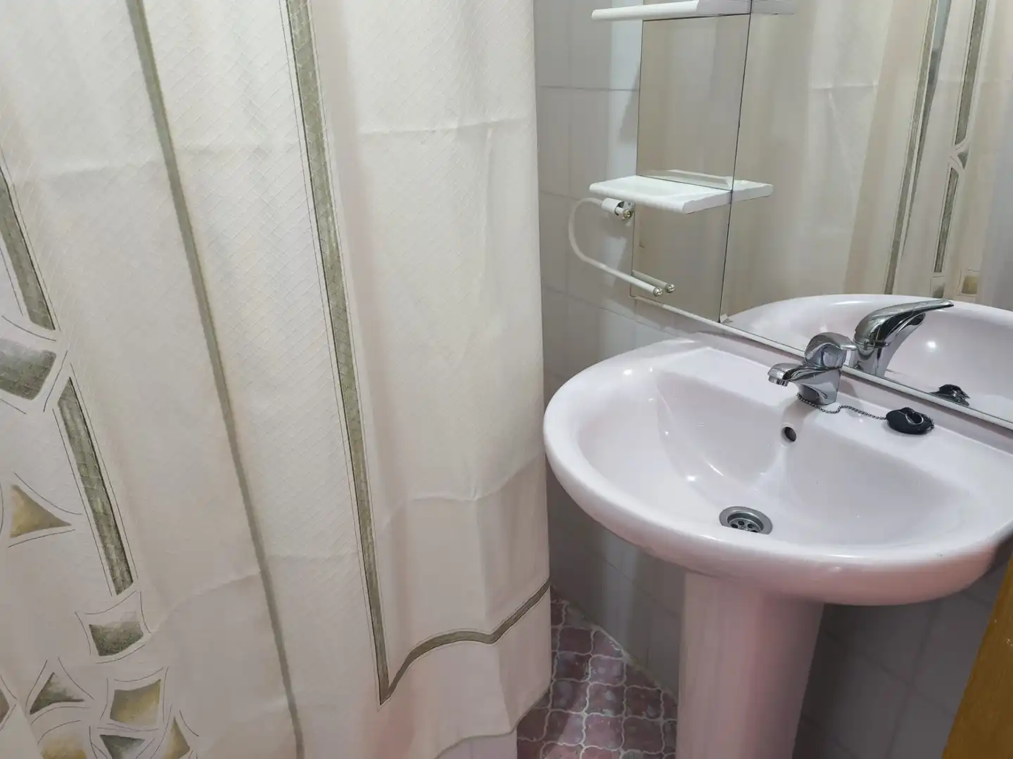 Badezimmer von Wohnung zum Verkauf in Fuenlabrada mit Heizung, Terrasse und Balkon