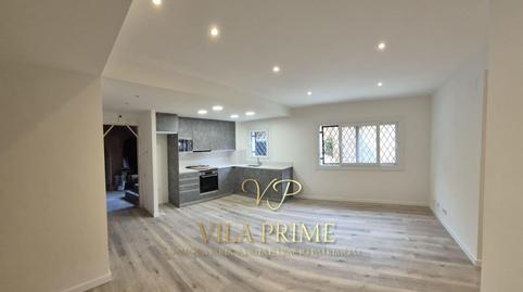 Foto 2 de Apartament en venda a Calle St Isidre, Centre, Girona