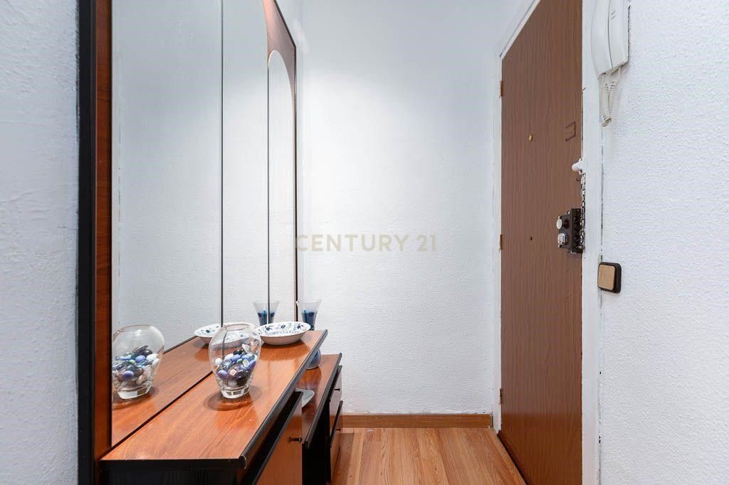 Bedroom of Flat for sale in Parets del Vallès