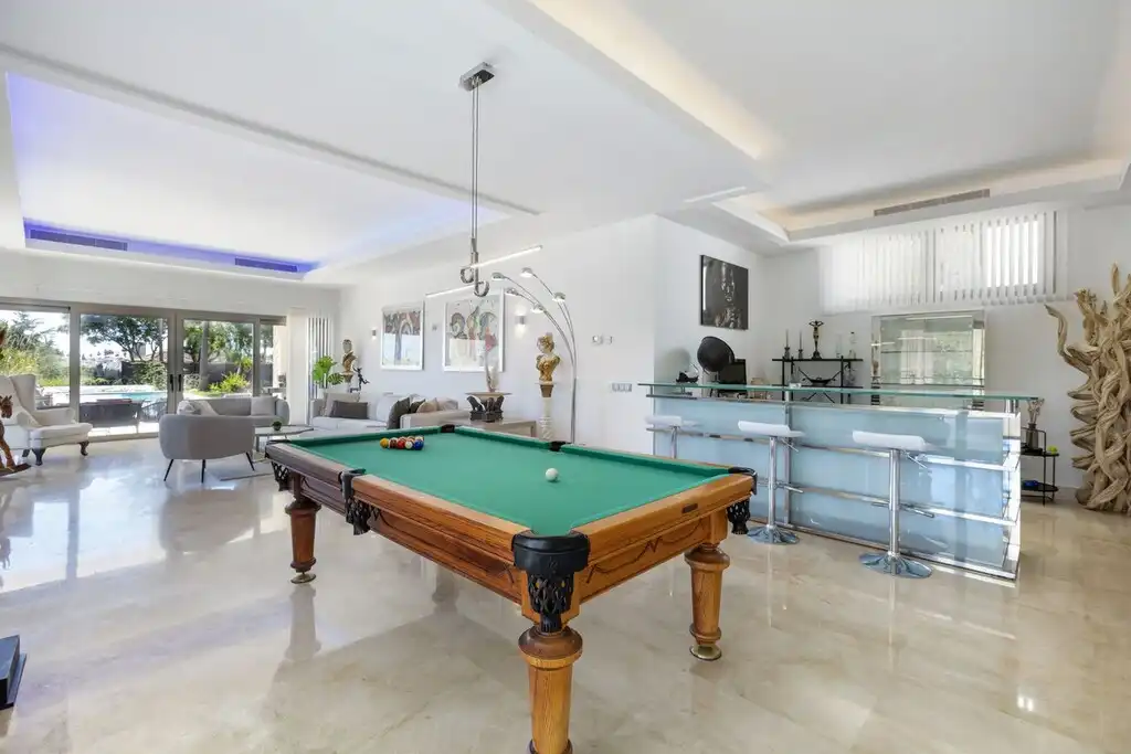 Detached house with pool for sale in Estepona Pueblo, imagen 12