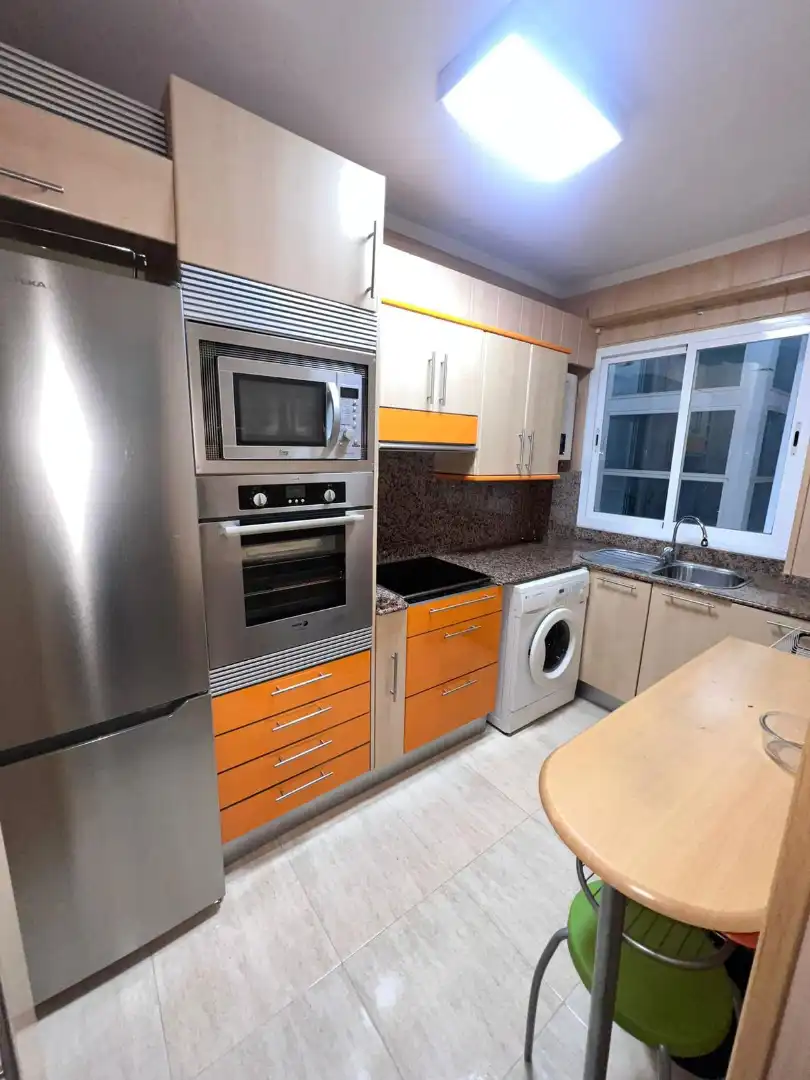Mini appartamento con terrazza in affitto a Passeig Marítim de Neptú 6