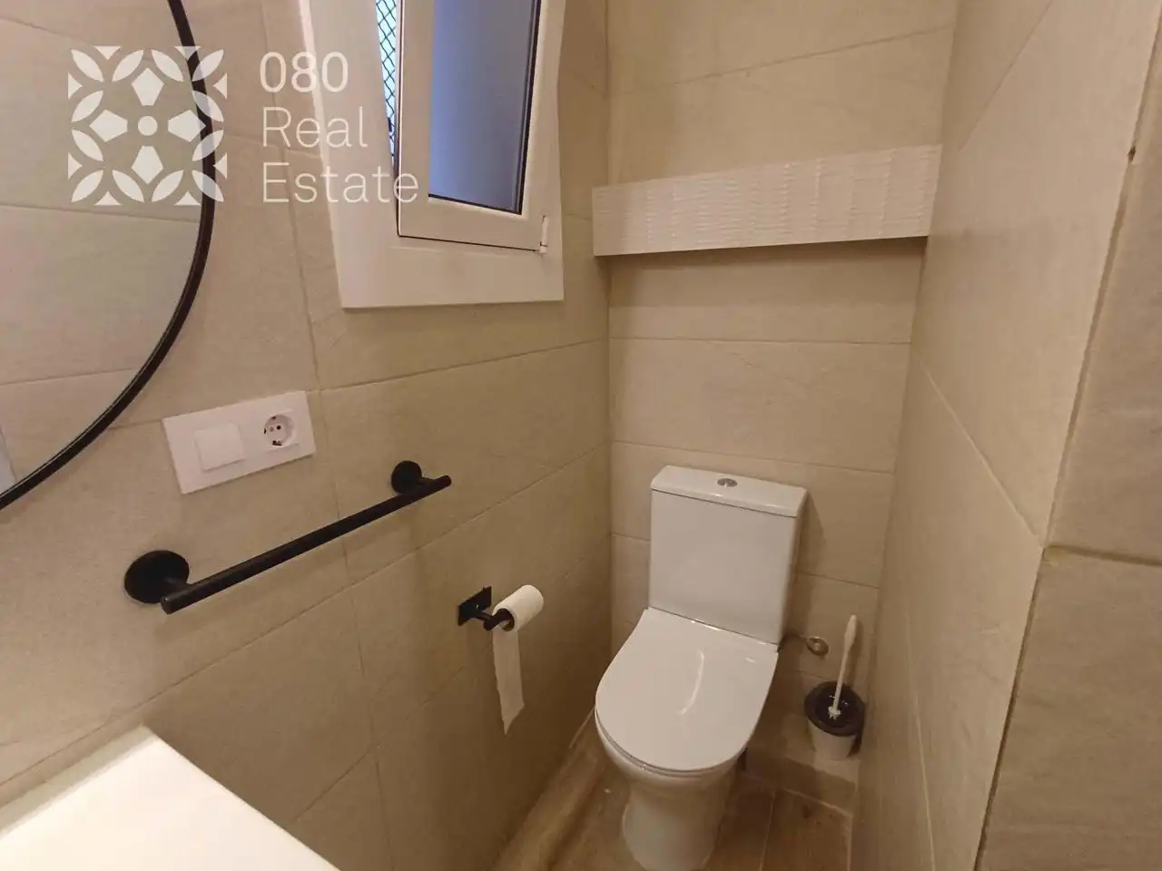 Baño de Piso de alquiler en Barcelona con Parquet, Amueblado y Balcón