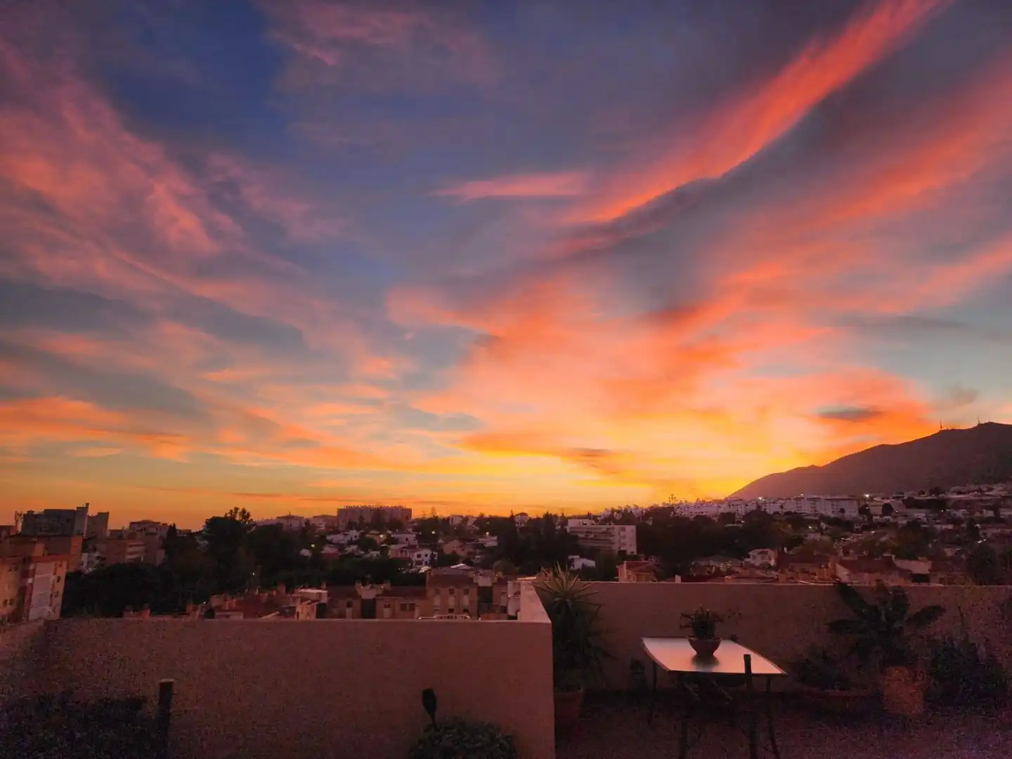 Exterior view of Attic for sale in El Pinillo 