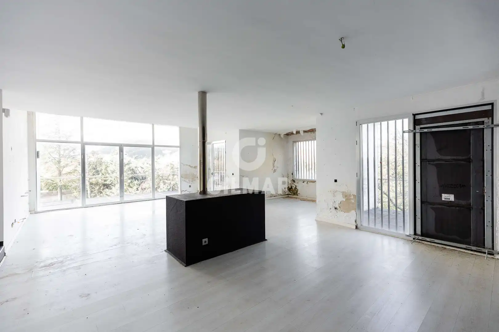 Sala de estar de Casa o chalet en venta en Becerril de la Sierra con Calefacción y Jardín privado